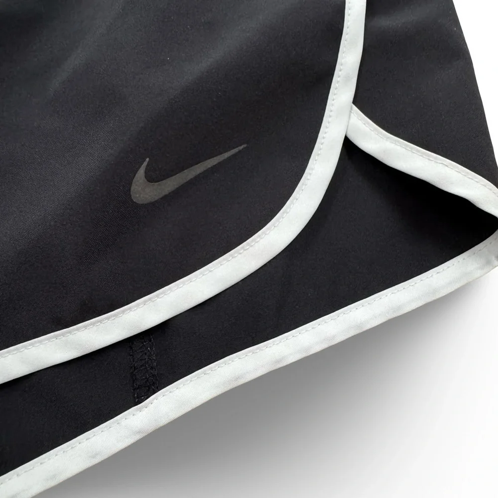 Nike Girls’ Black‎ Running Shorts size M